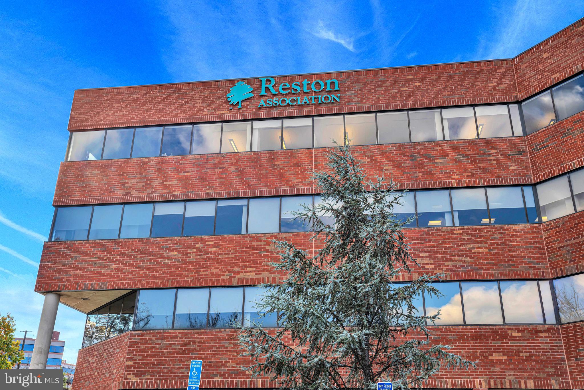 1840 GOLF VIEW COURT