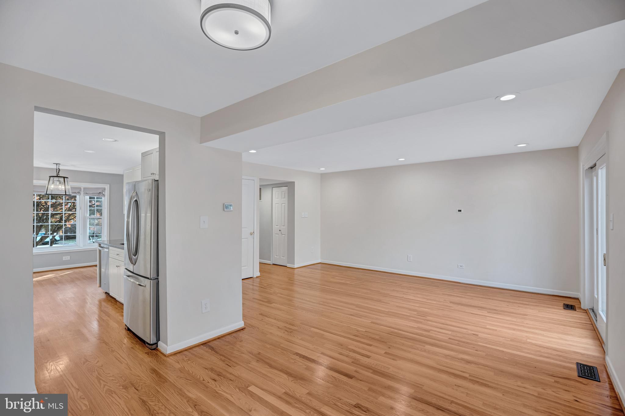 1840 GOLF VIEW COURT