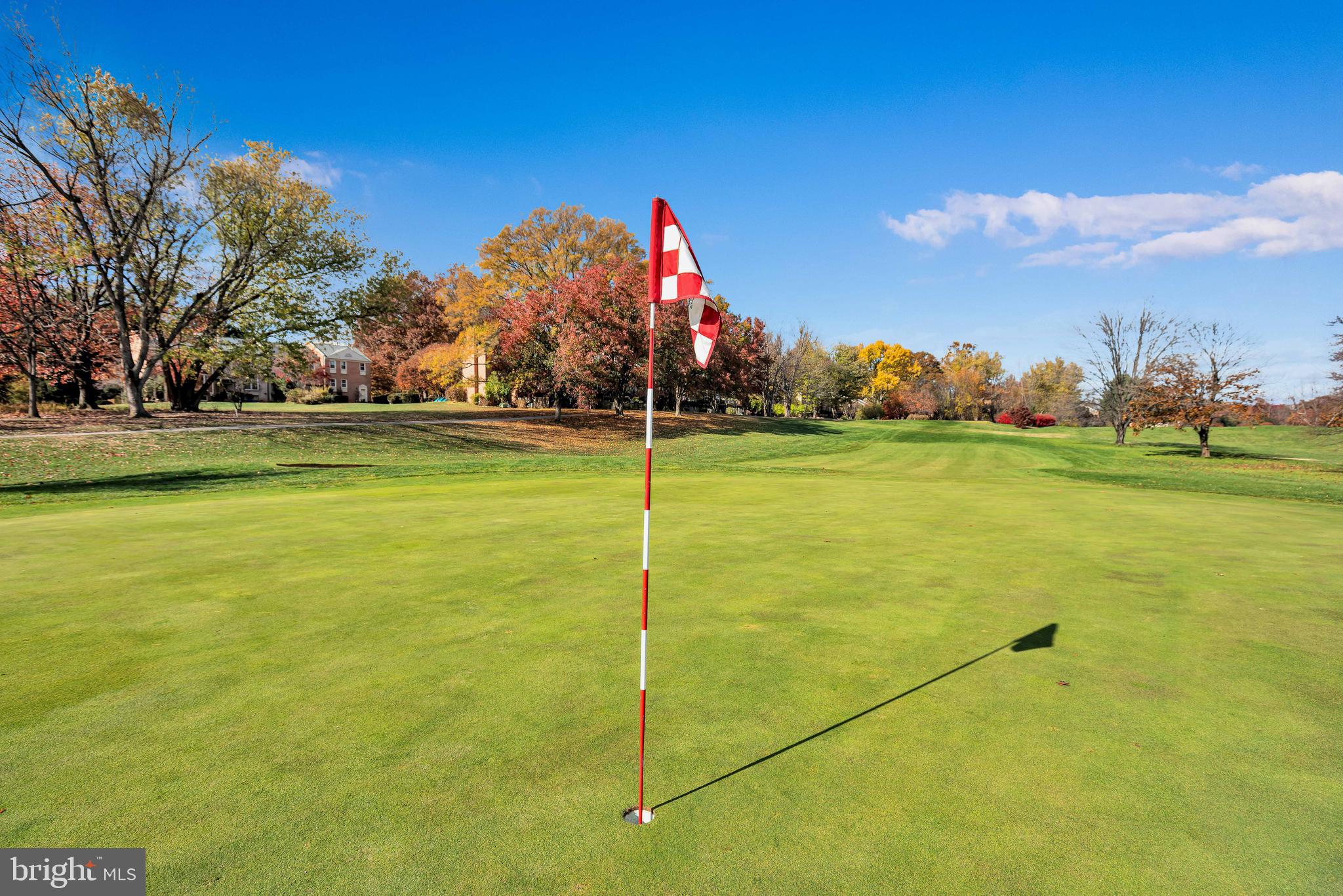 1840 GOLF VIEW COURT