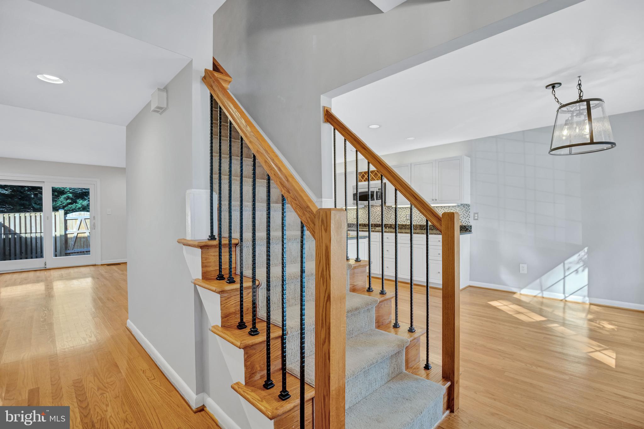 1840 GOLF VIEW COURT