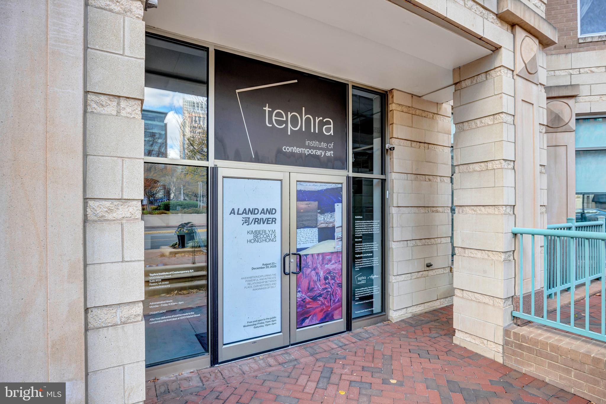 1840 GOLF VIEW COURT