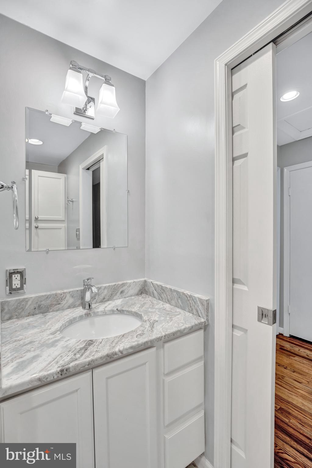 1840 GOLF VIEW COURT