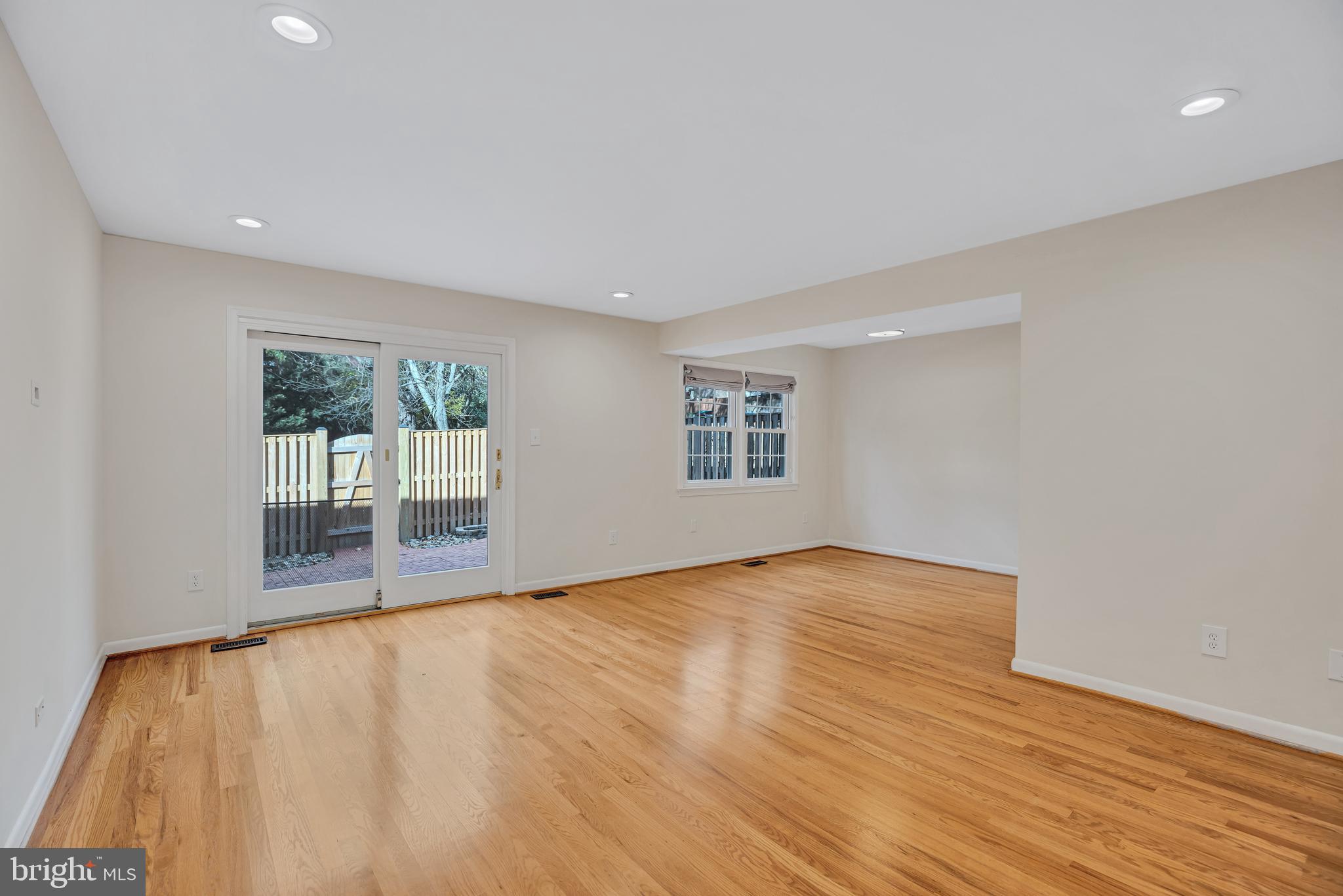 1840 GOLF VIEW COURT