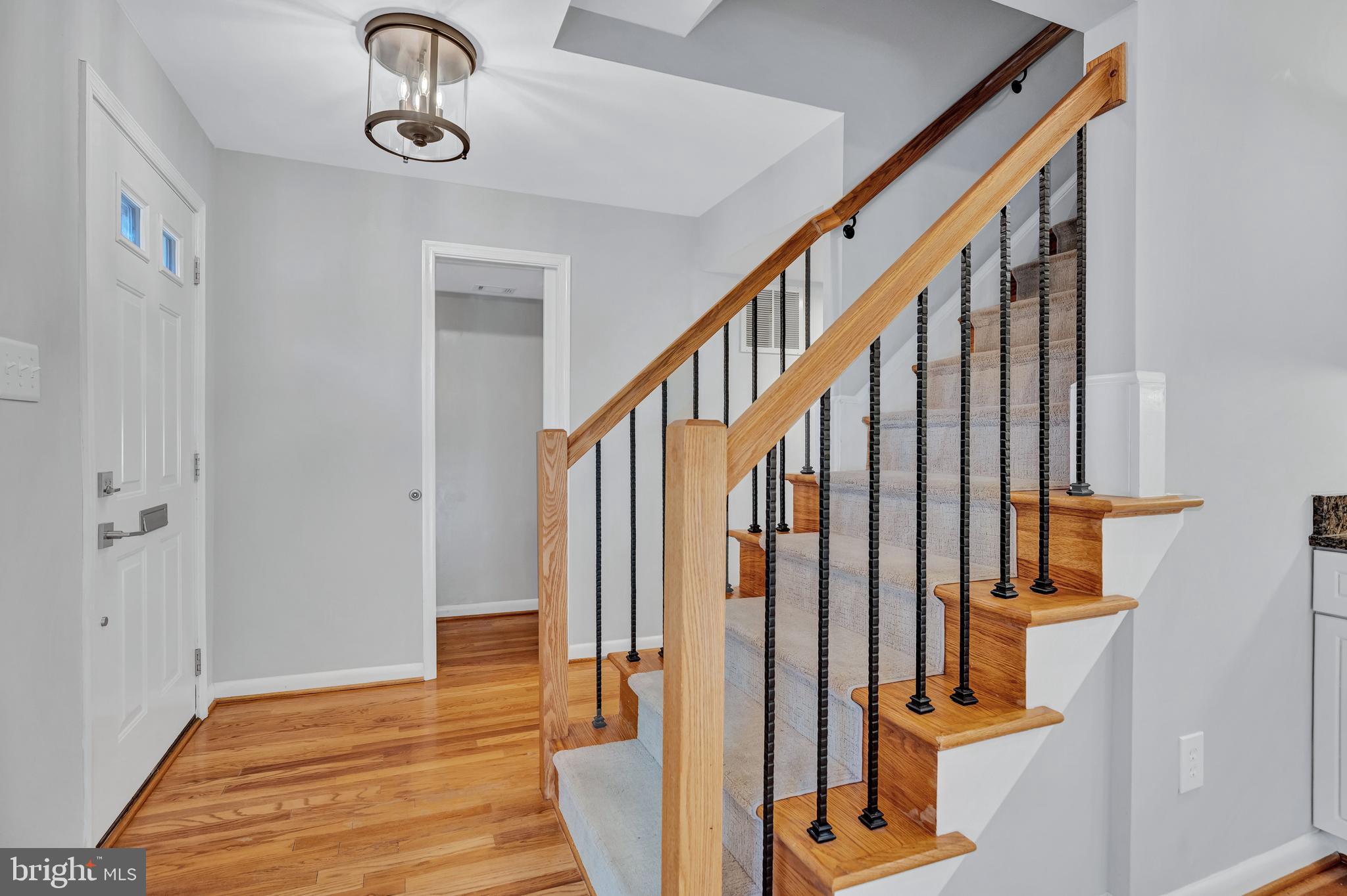 1840 GOLF VIEW COURT