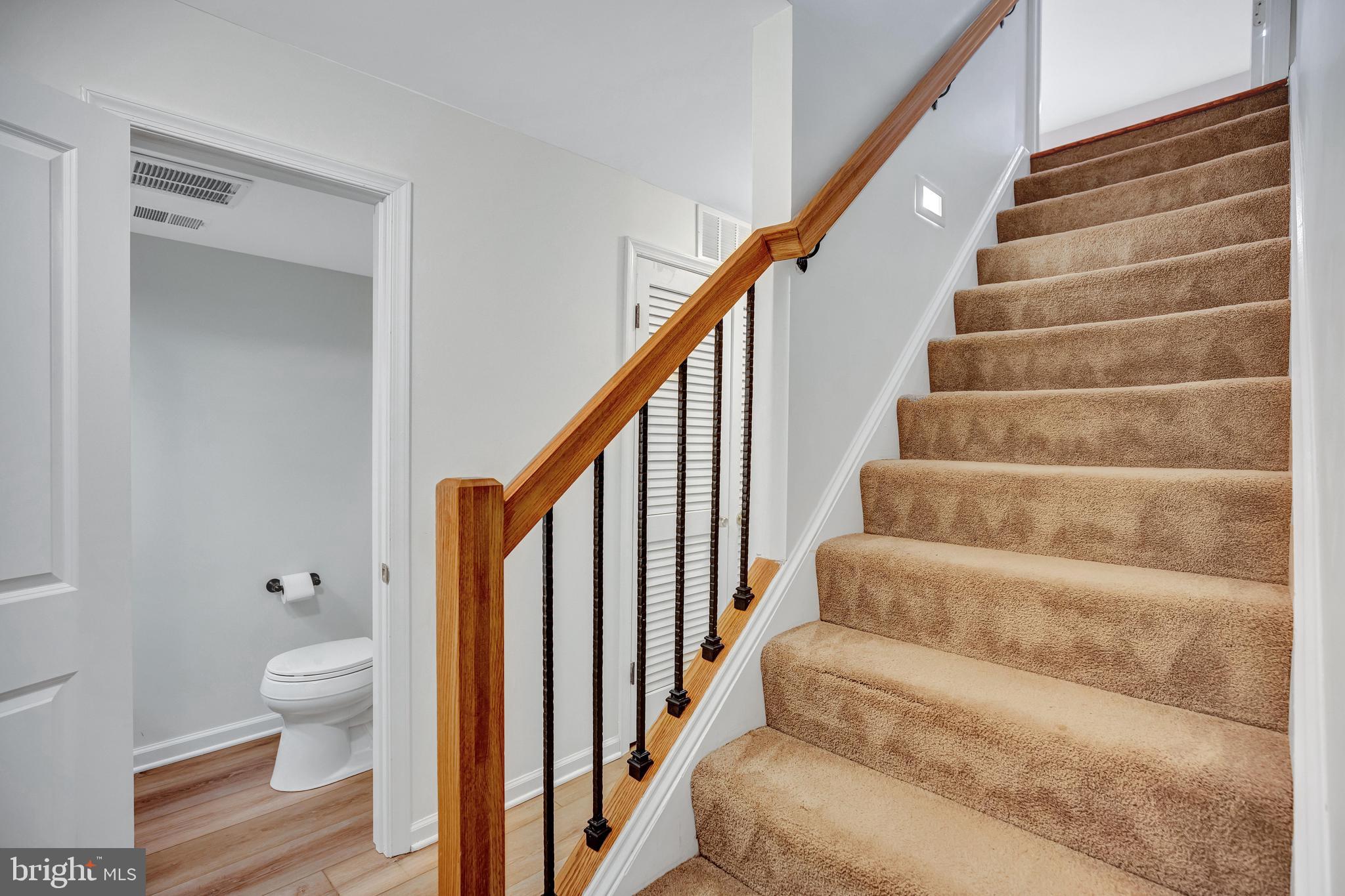 1840 GOLF VIEW COURT