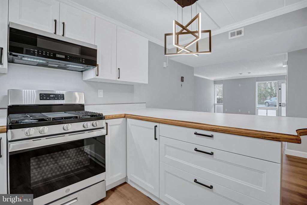 2605 FORT FARNSWORTH ROAD 314