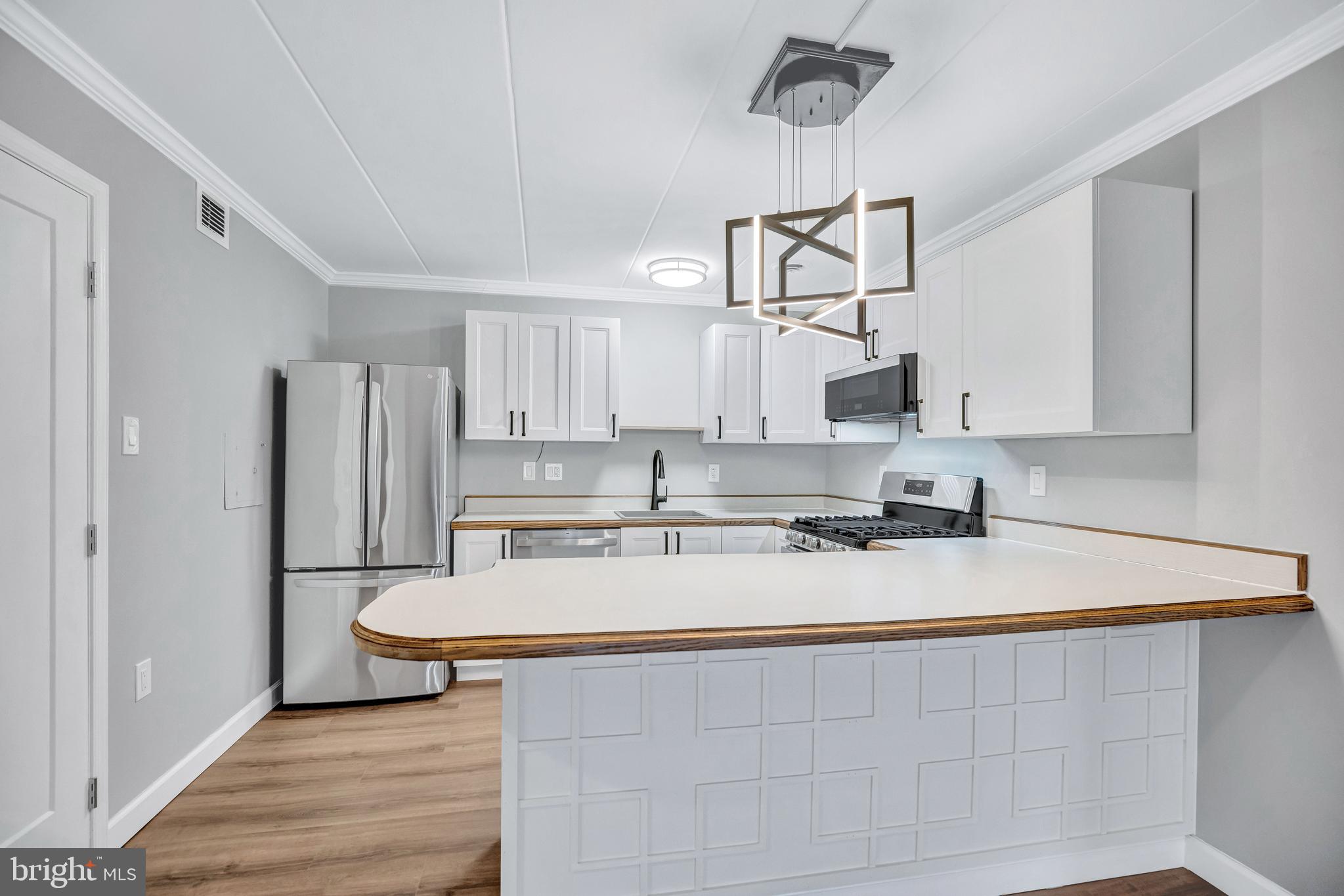 2605 FORT FARNSWORTH ROAD 314