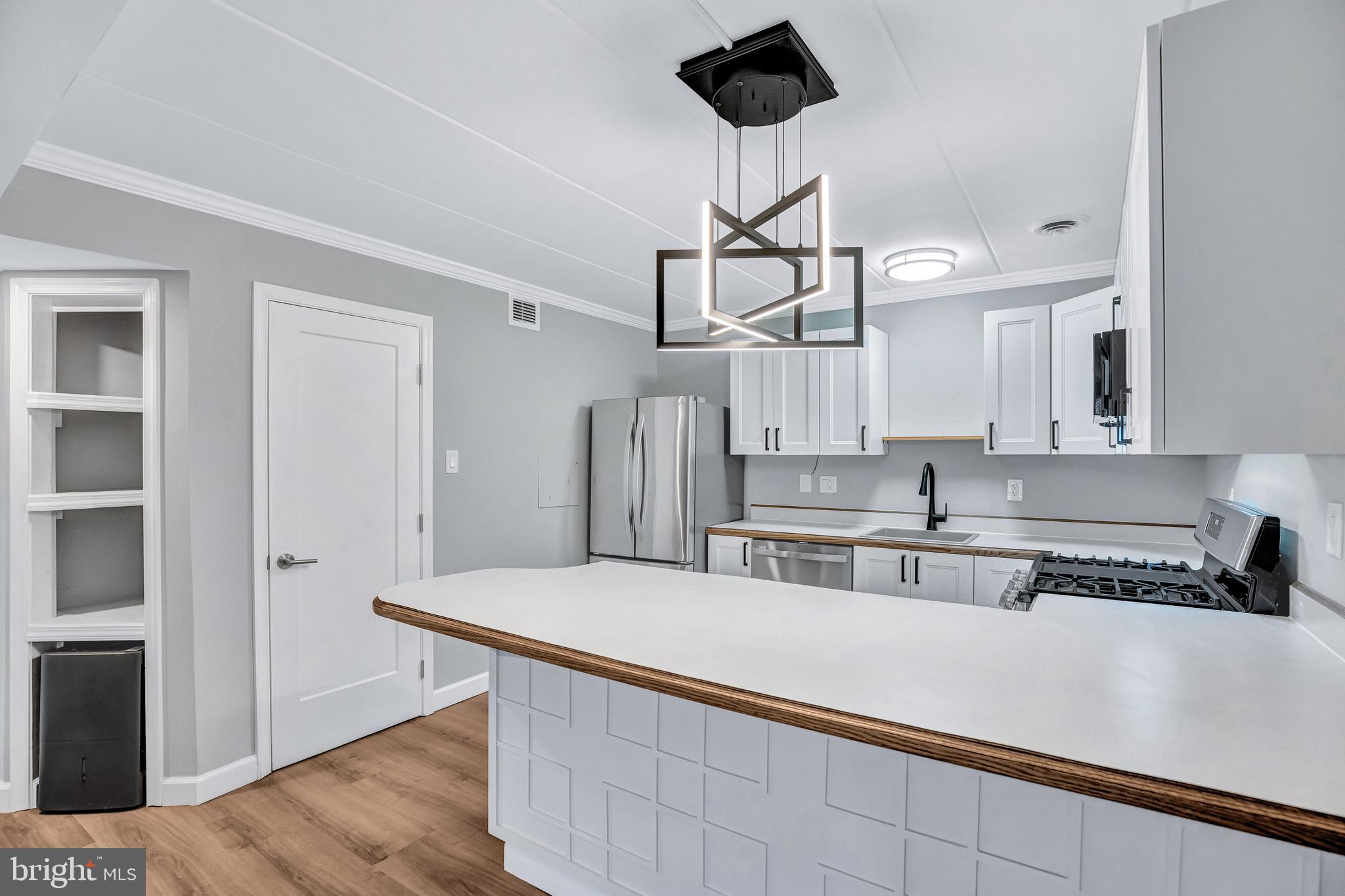 2605 FORT FARNSWORTH ROAD 314