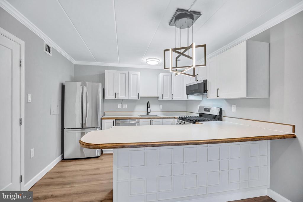 2605 FORT FARNSWORTH ROAD 314