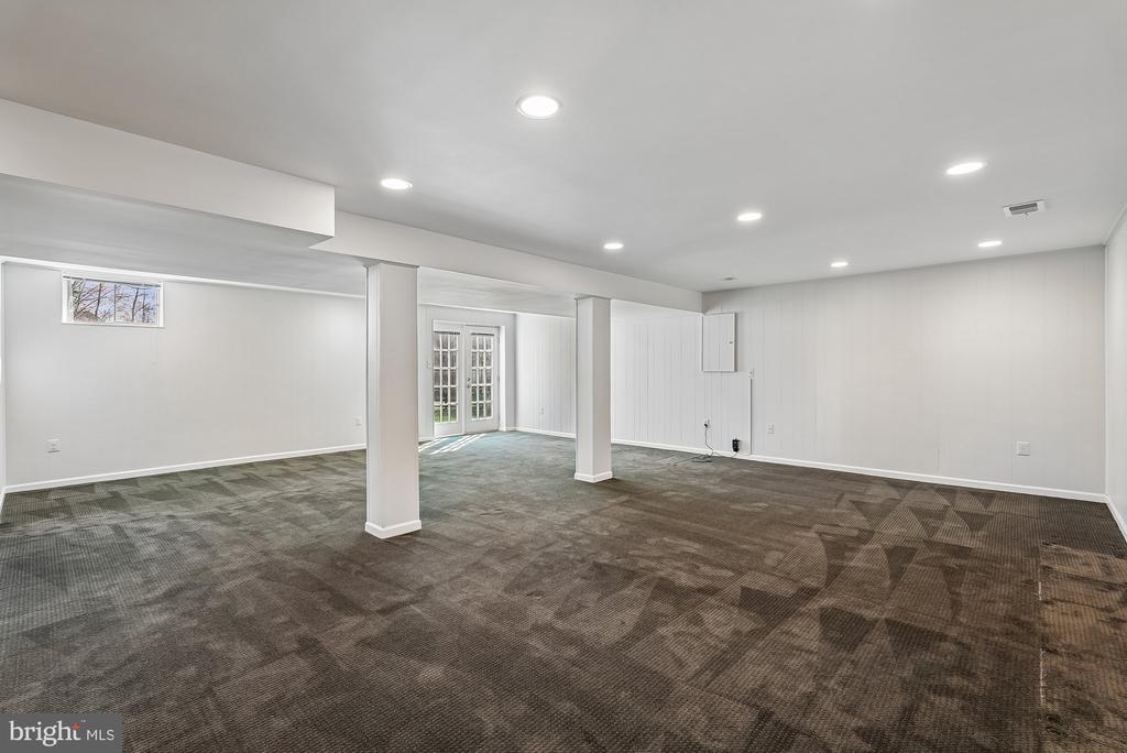 12771 FLAT MEADOW LANE