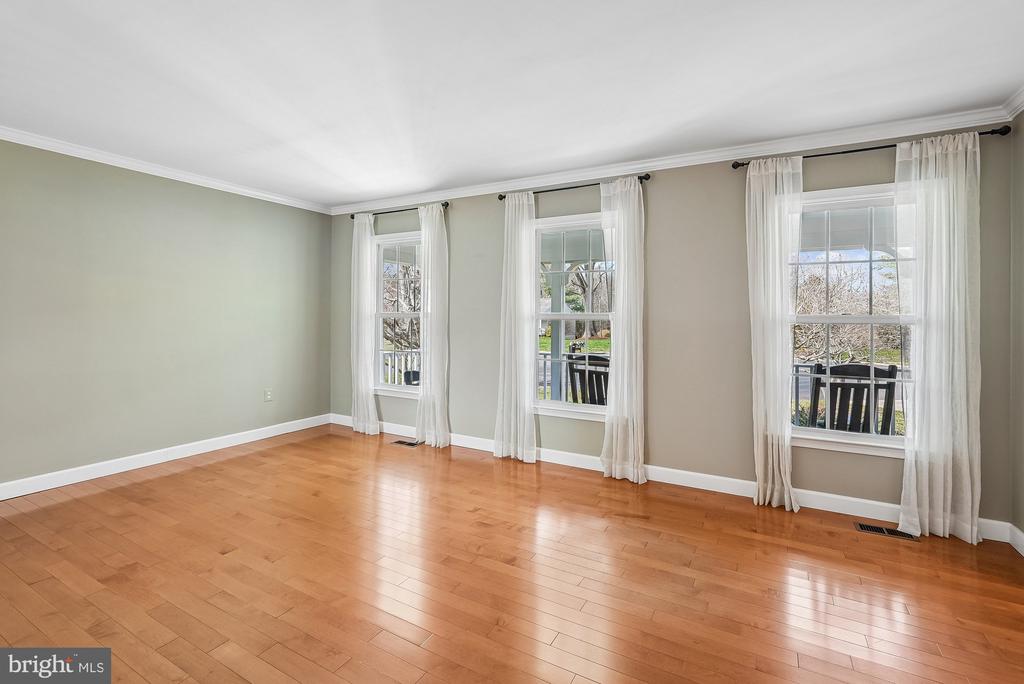 12771 FLAT MEADOW LANE