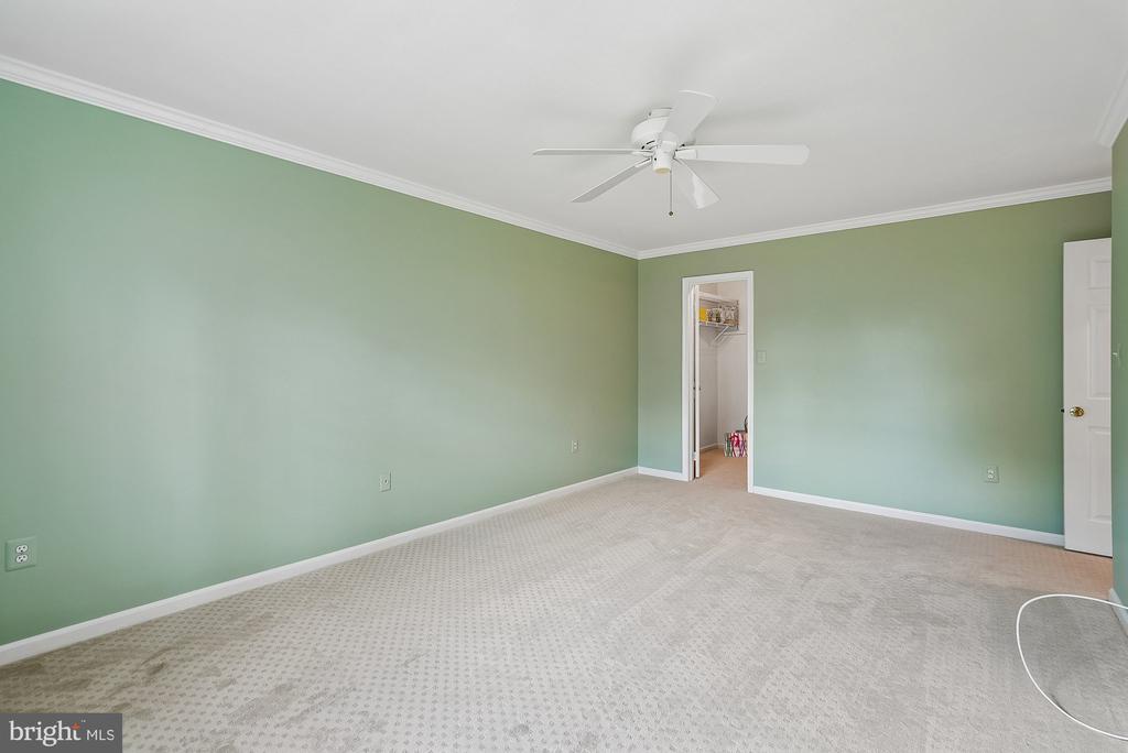 12771 FLAT MEADOW LANE