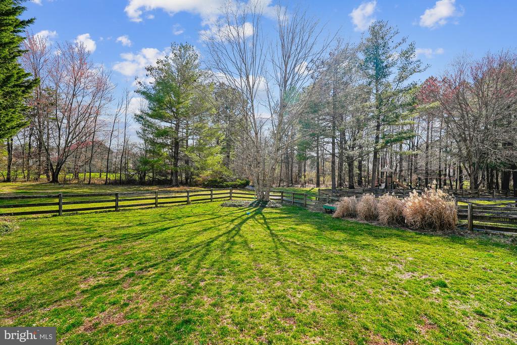 12771 FLAT MEADOW LANE