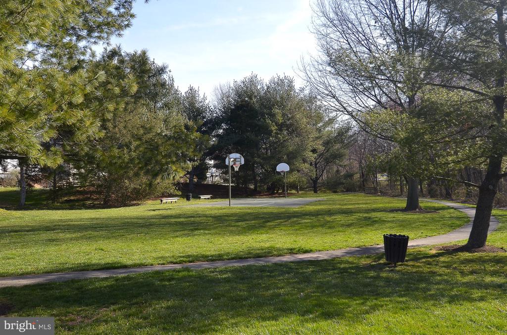 12771 FLAT MEADOW LANE
