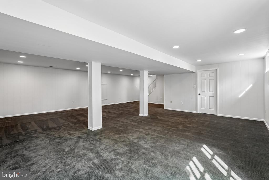 12771 FLAT MEADOW LANE