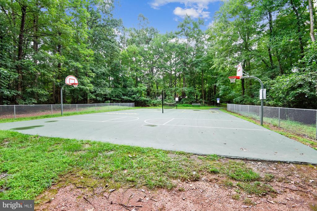 12771 FLAT MEADOW LANE