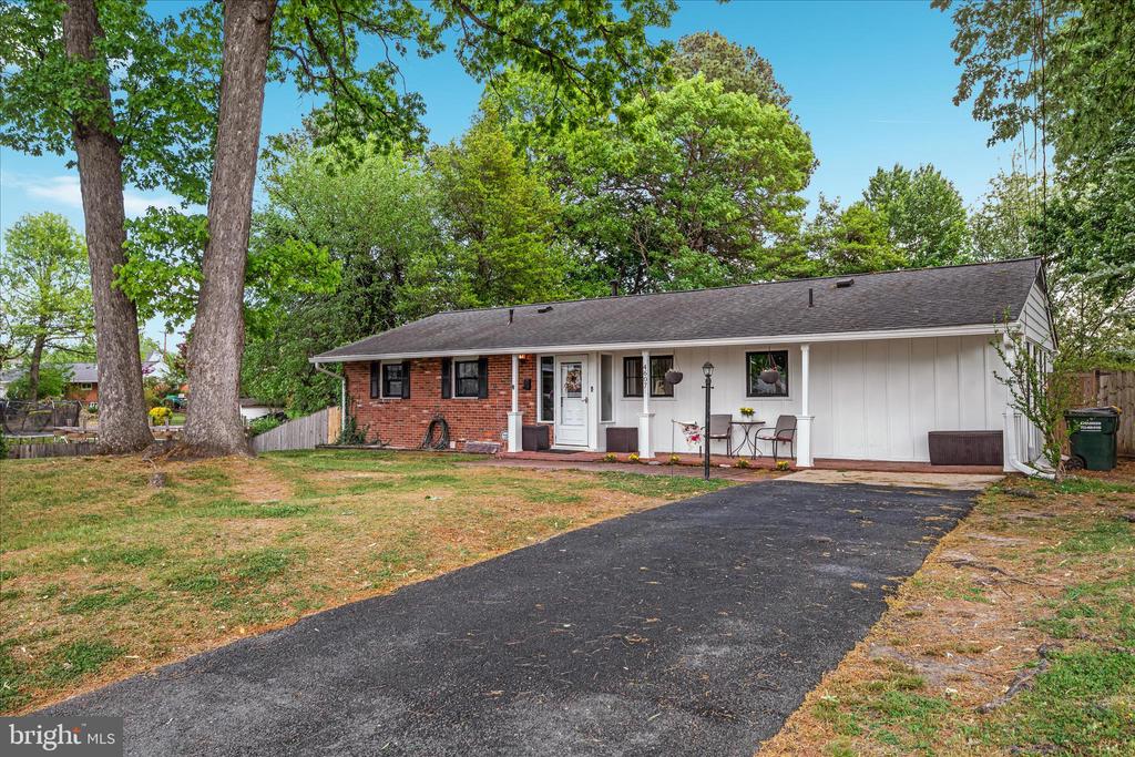 4607 MAYOR PLACE