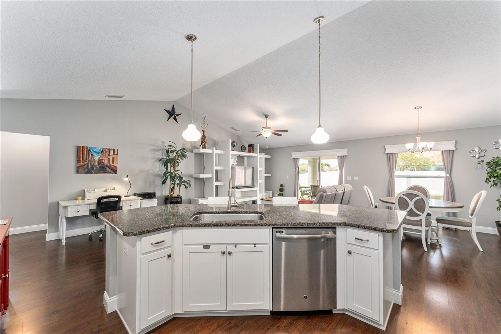 9945 SW SW 55TH AVENUE RD