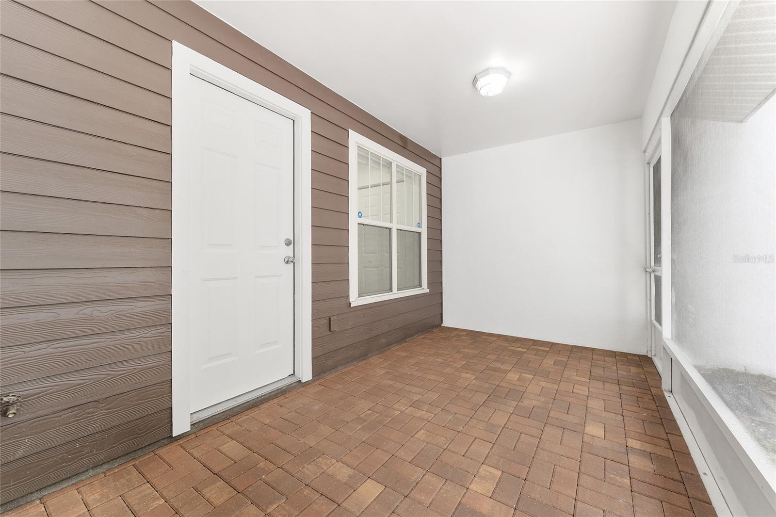 4237 SW 22ND LN #137