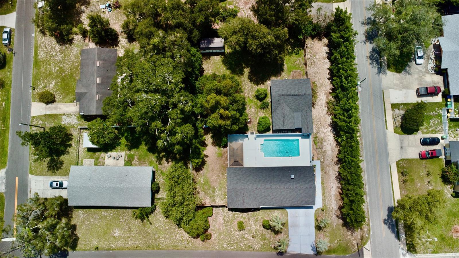 1100 E UNIVERSITY AVE