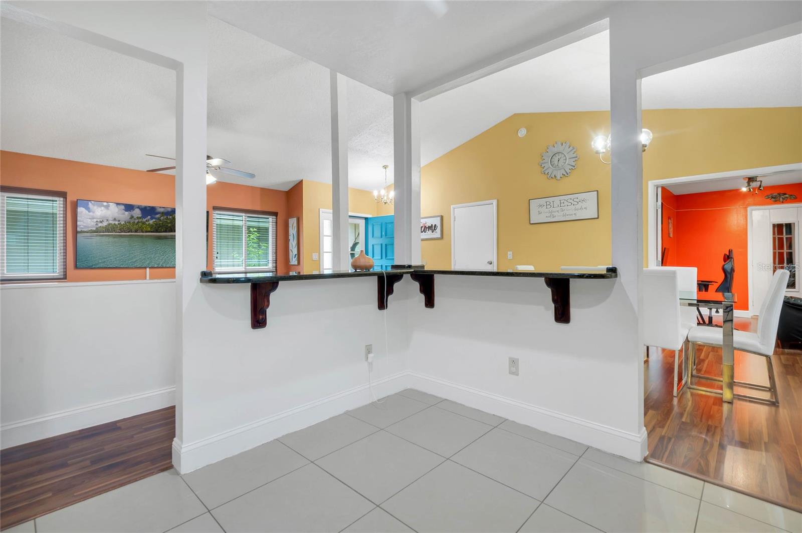 701 CASTLEWOOD DR