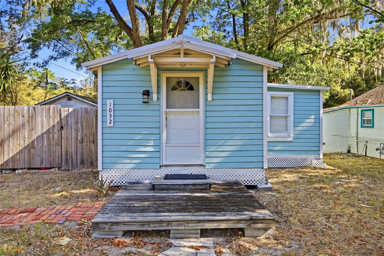1032 NW 40TH AVE