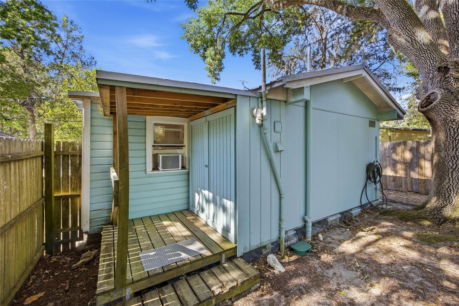 1032 NW 40TH AVE