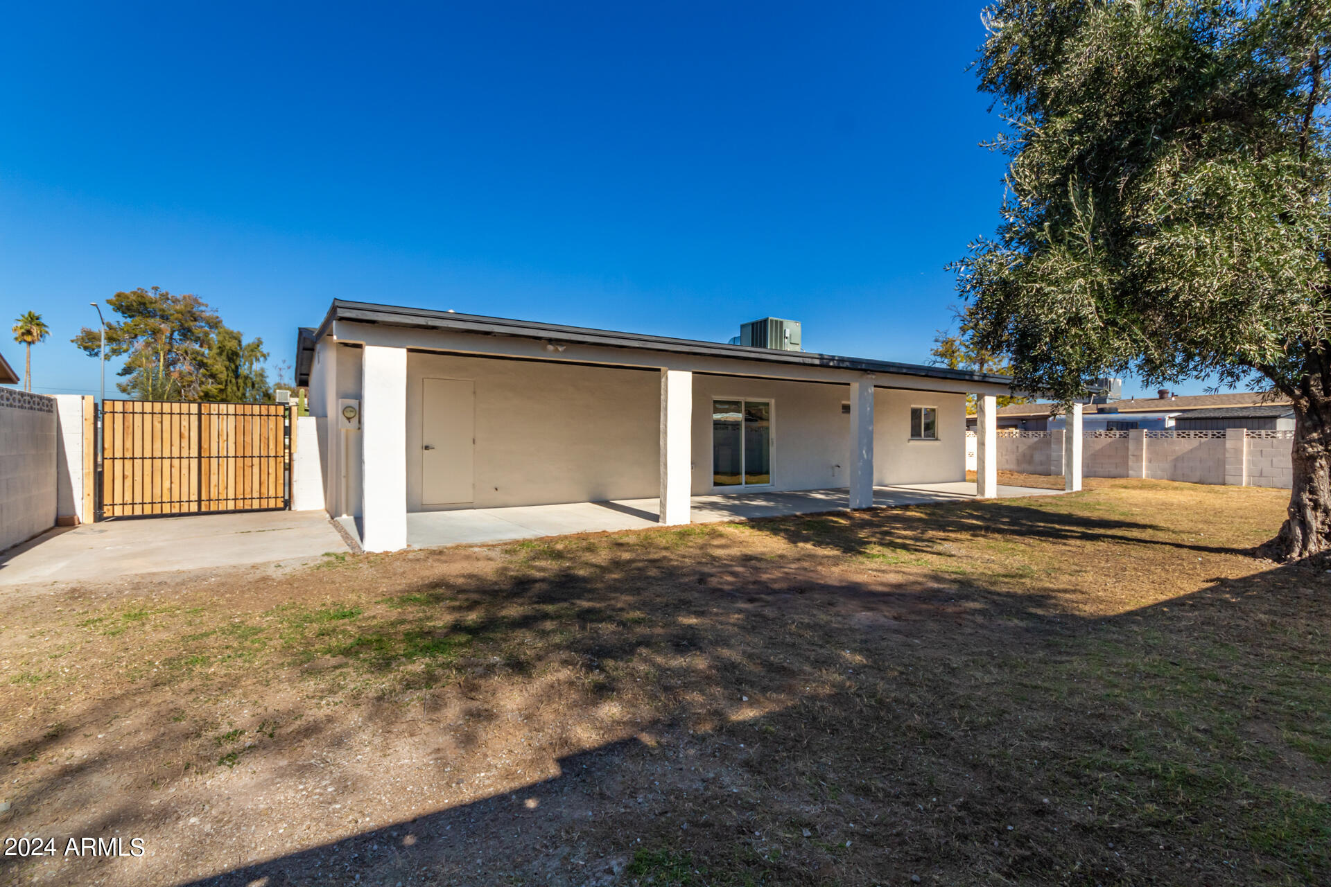 3133 W CARIBBEAN Lane