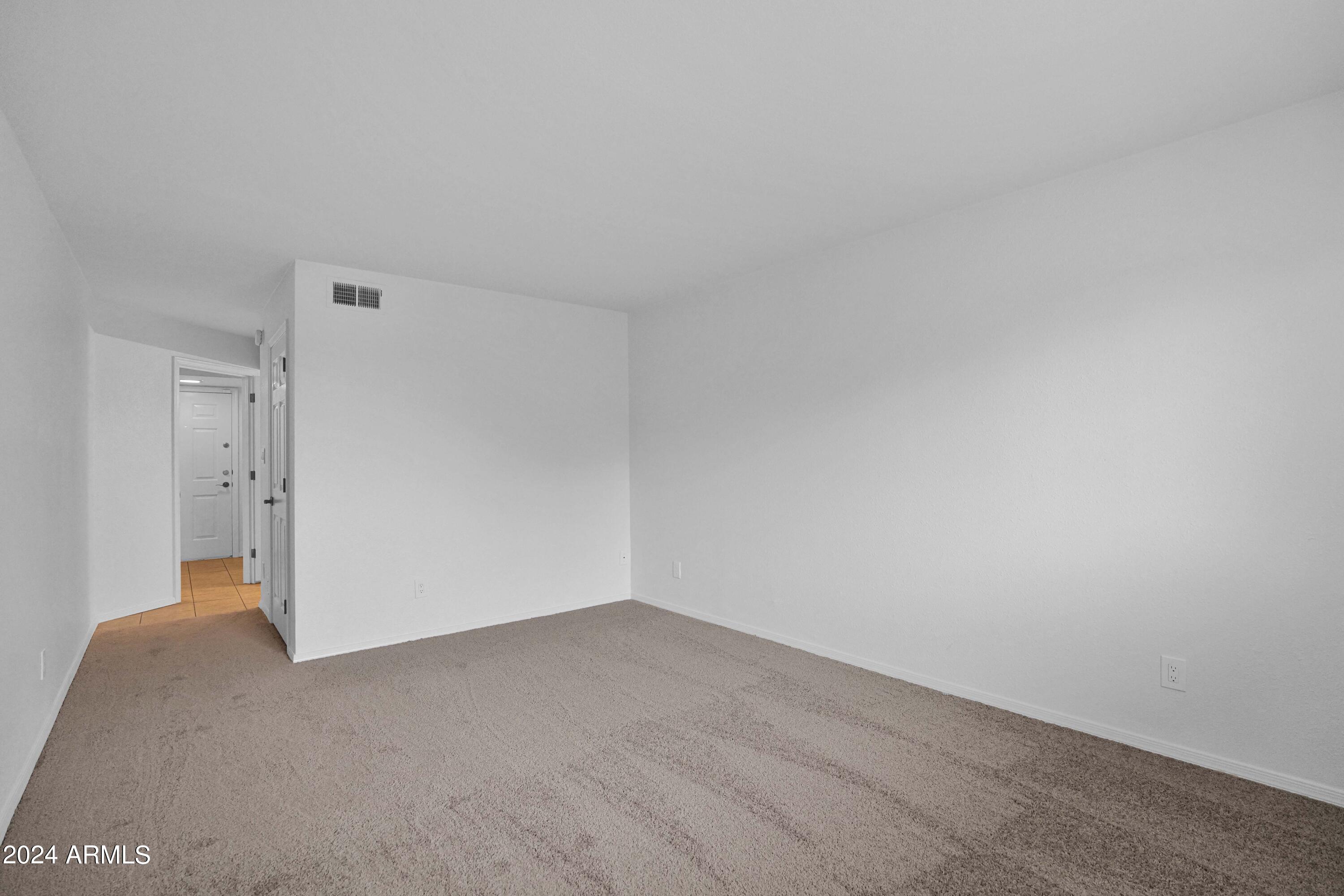 8500 E INDIAN SCHOOL Road E, 202