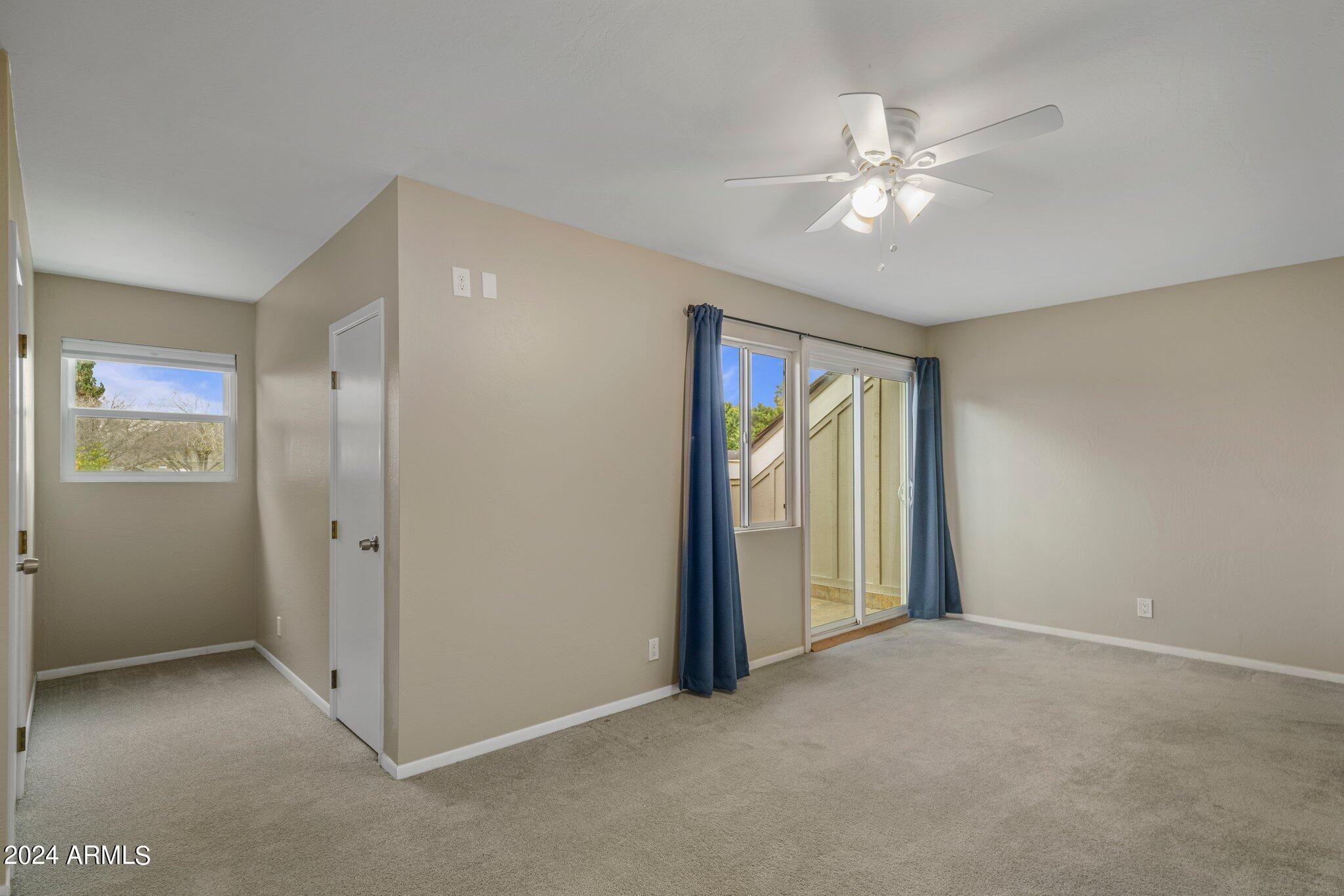 339 W LAS PALMARITAS Drive