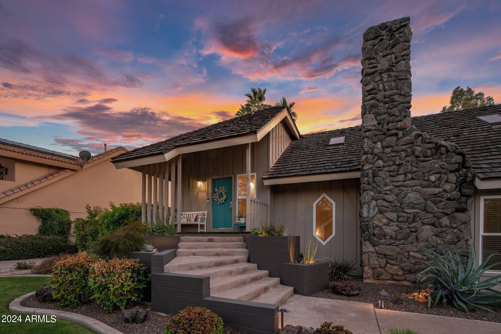 339 W LAS PALMARITAS Drive
