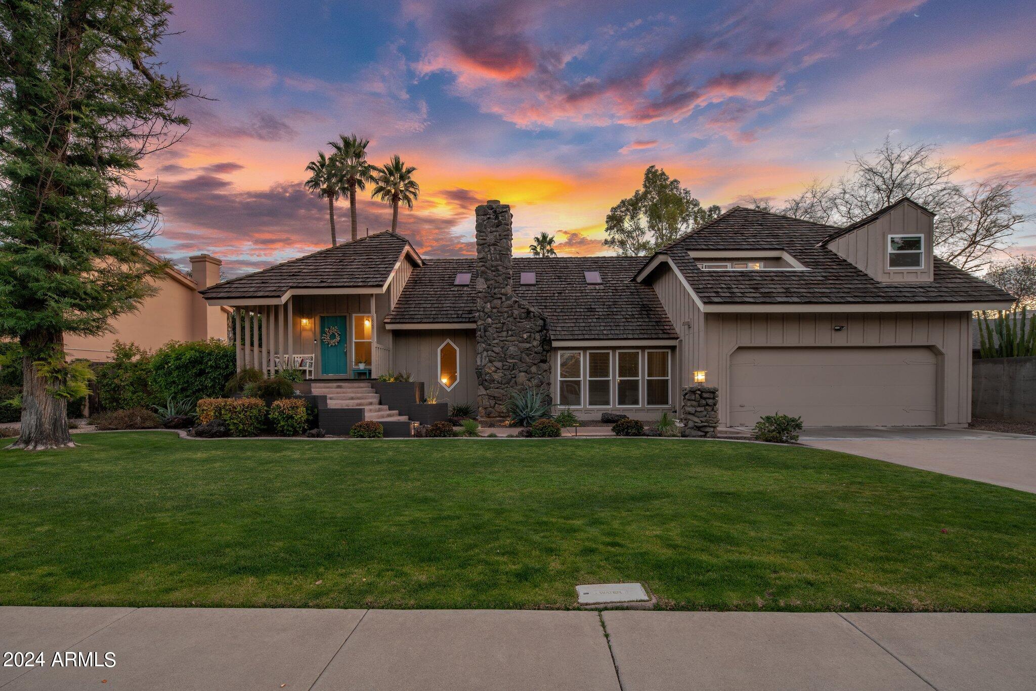 339 W LAS PALMARITAS Drive