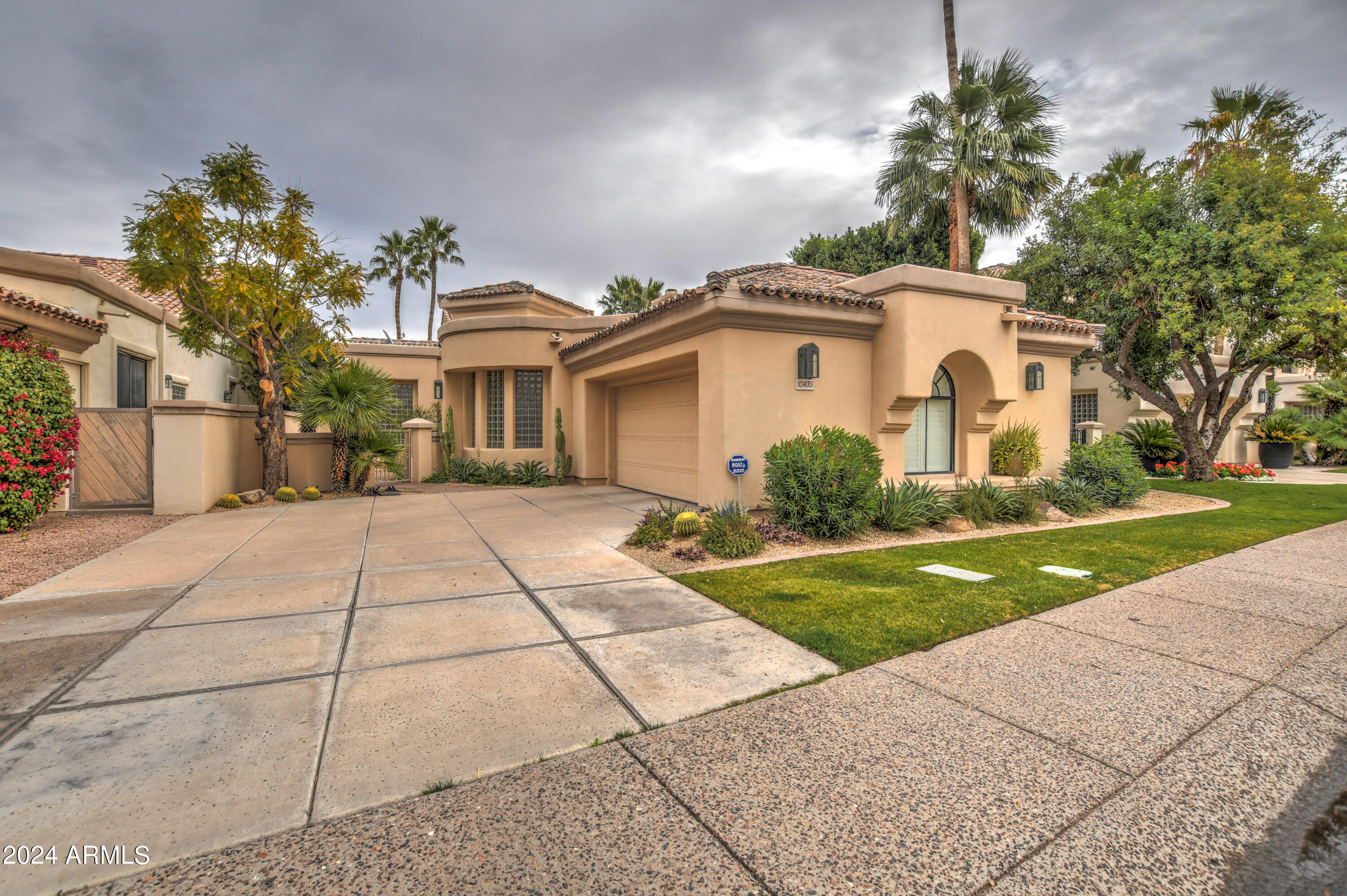 10435 N 101ST Place