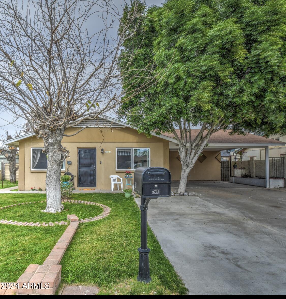 4716 E SAINT CATHERINE Avenue