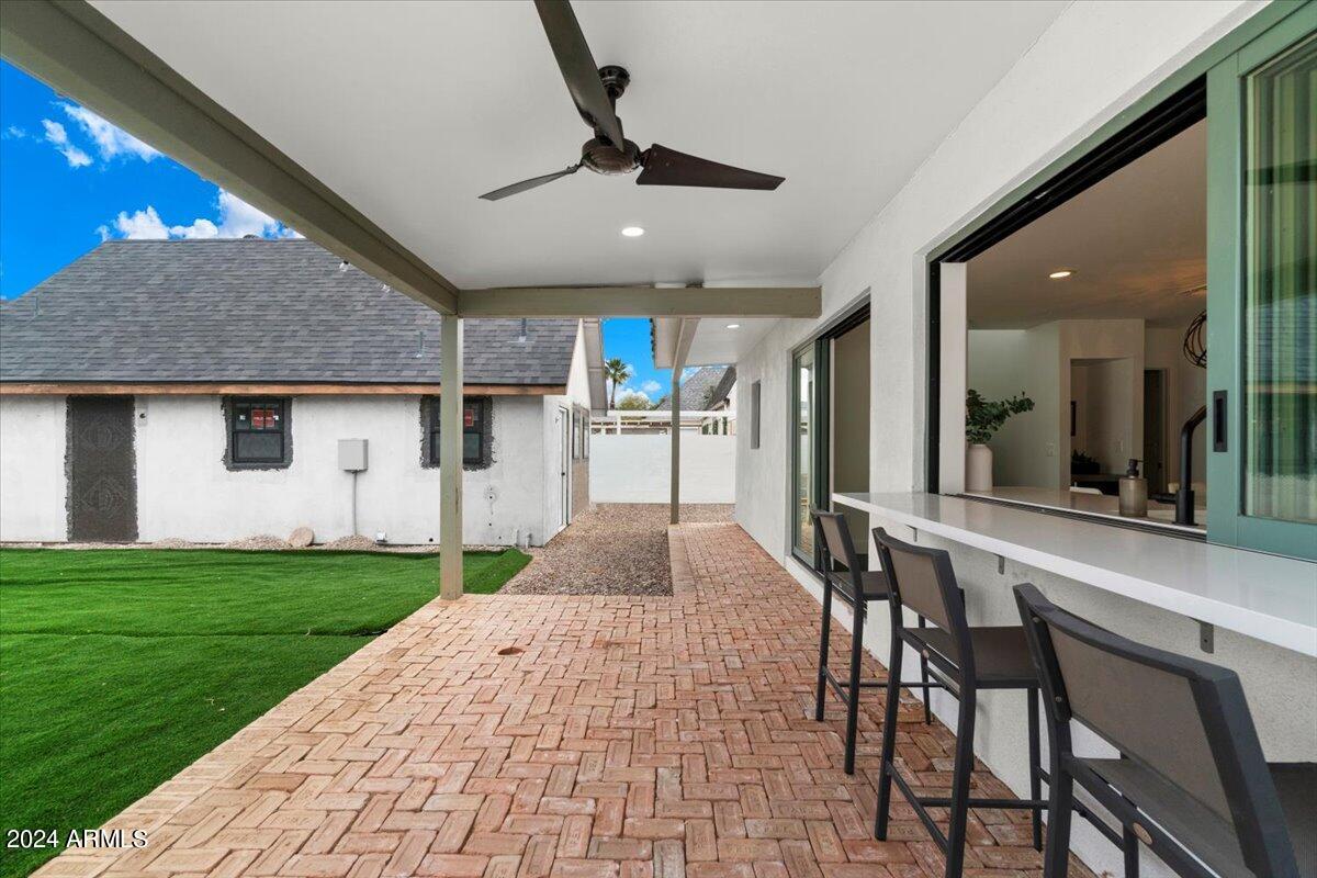 914 W WILLETTA Street