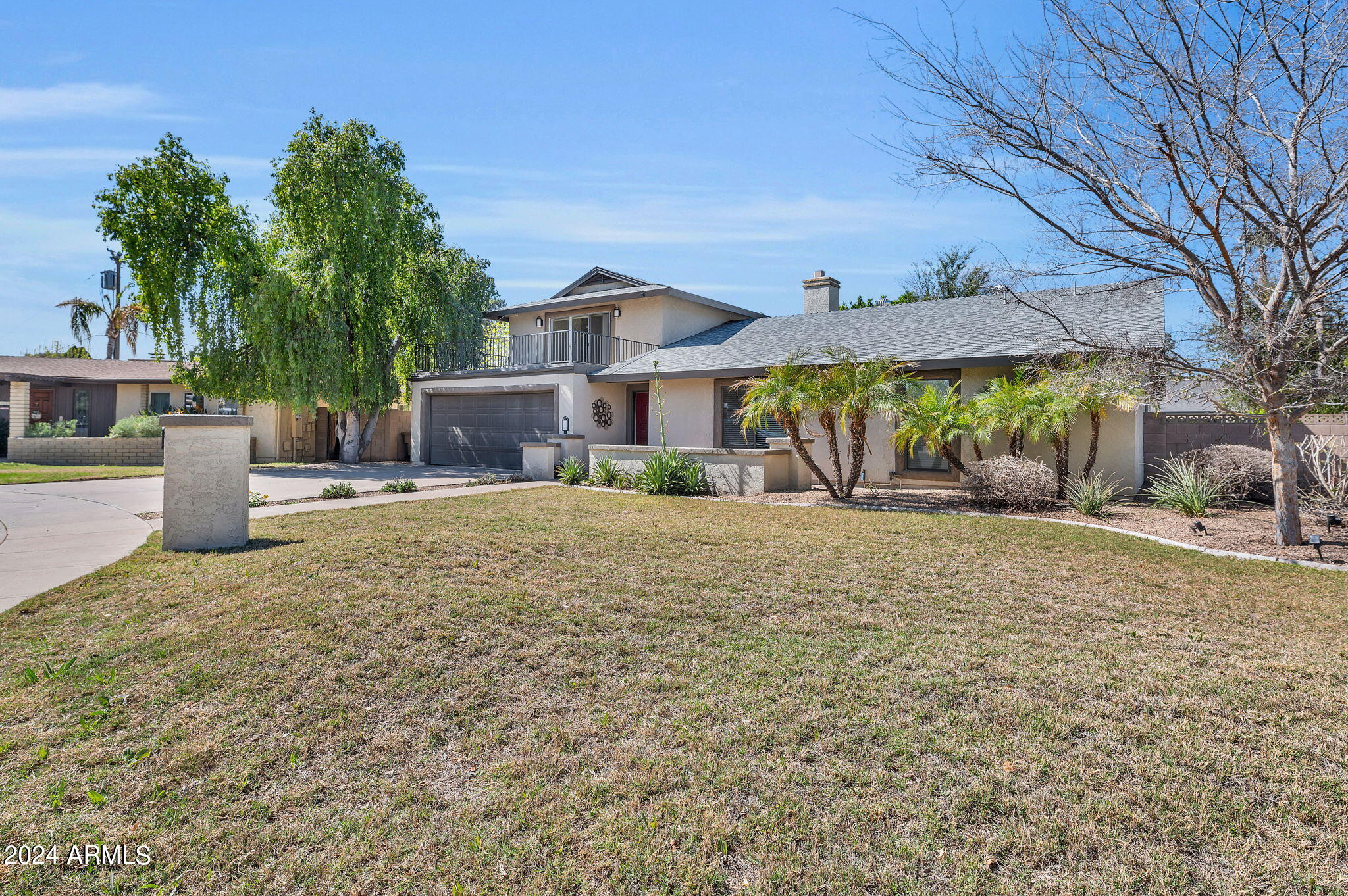 529 W LAS PALMARITAS Drive