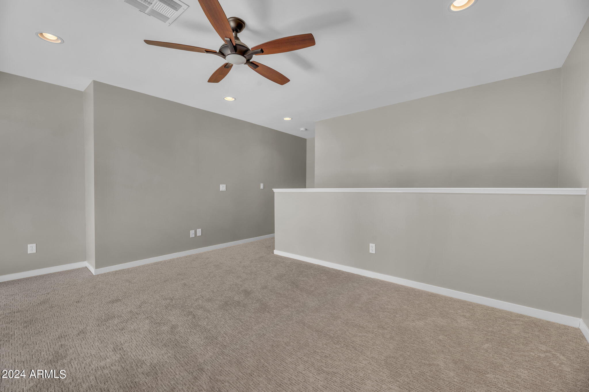 529 W LAS PALMARITAS Drive