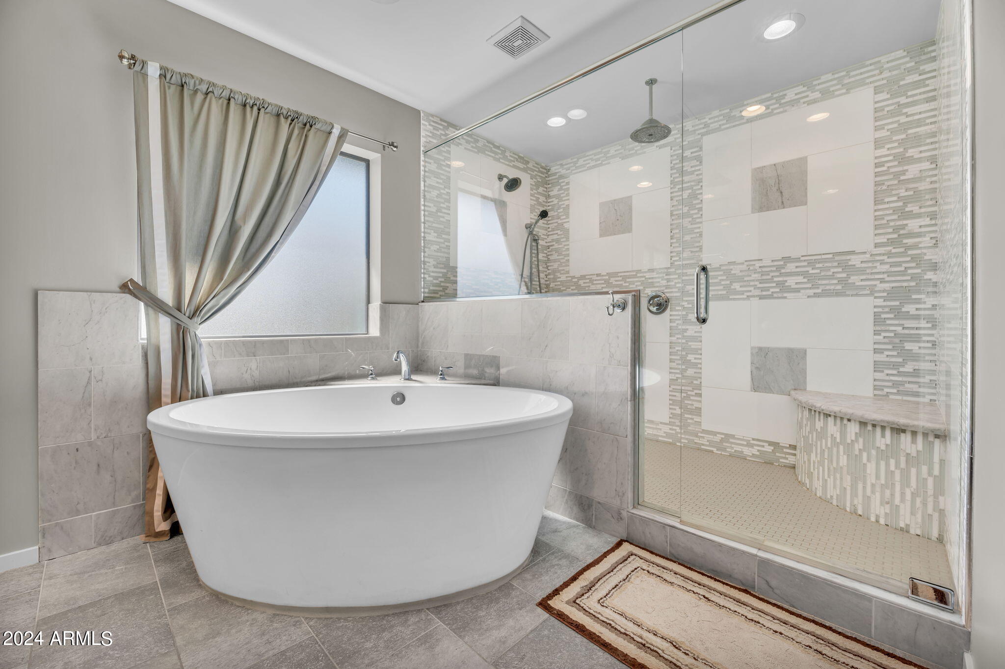 529 W LAS PALMARITAS Drive