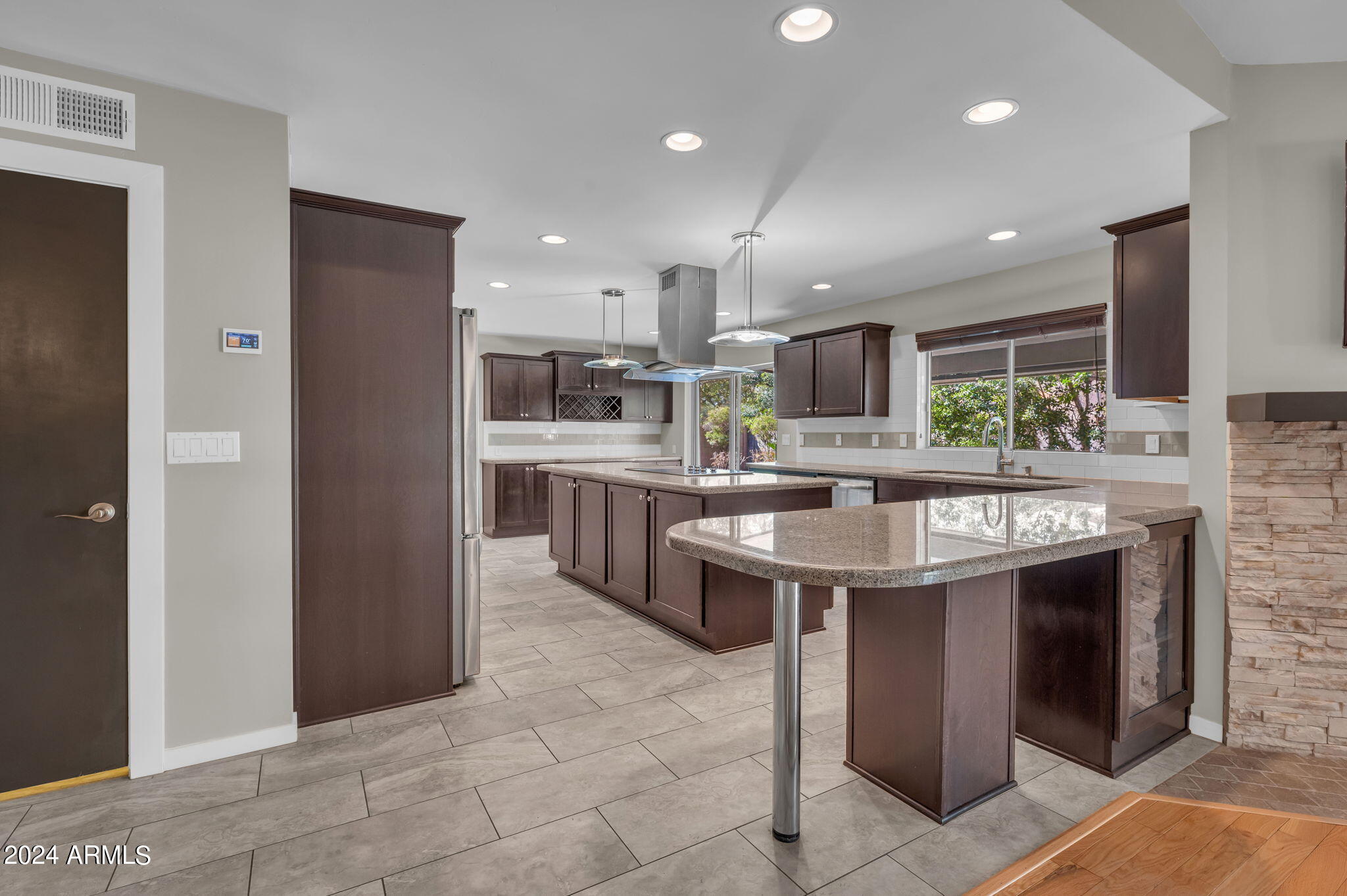 529 W LAS PALMARITAS Drive