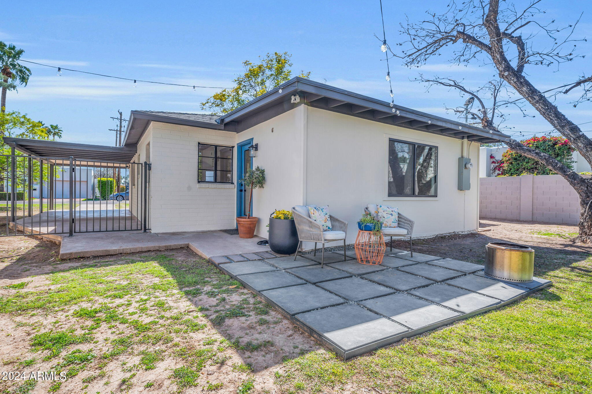 50 E MEDLOCK Drive