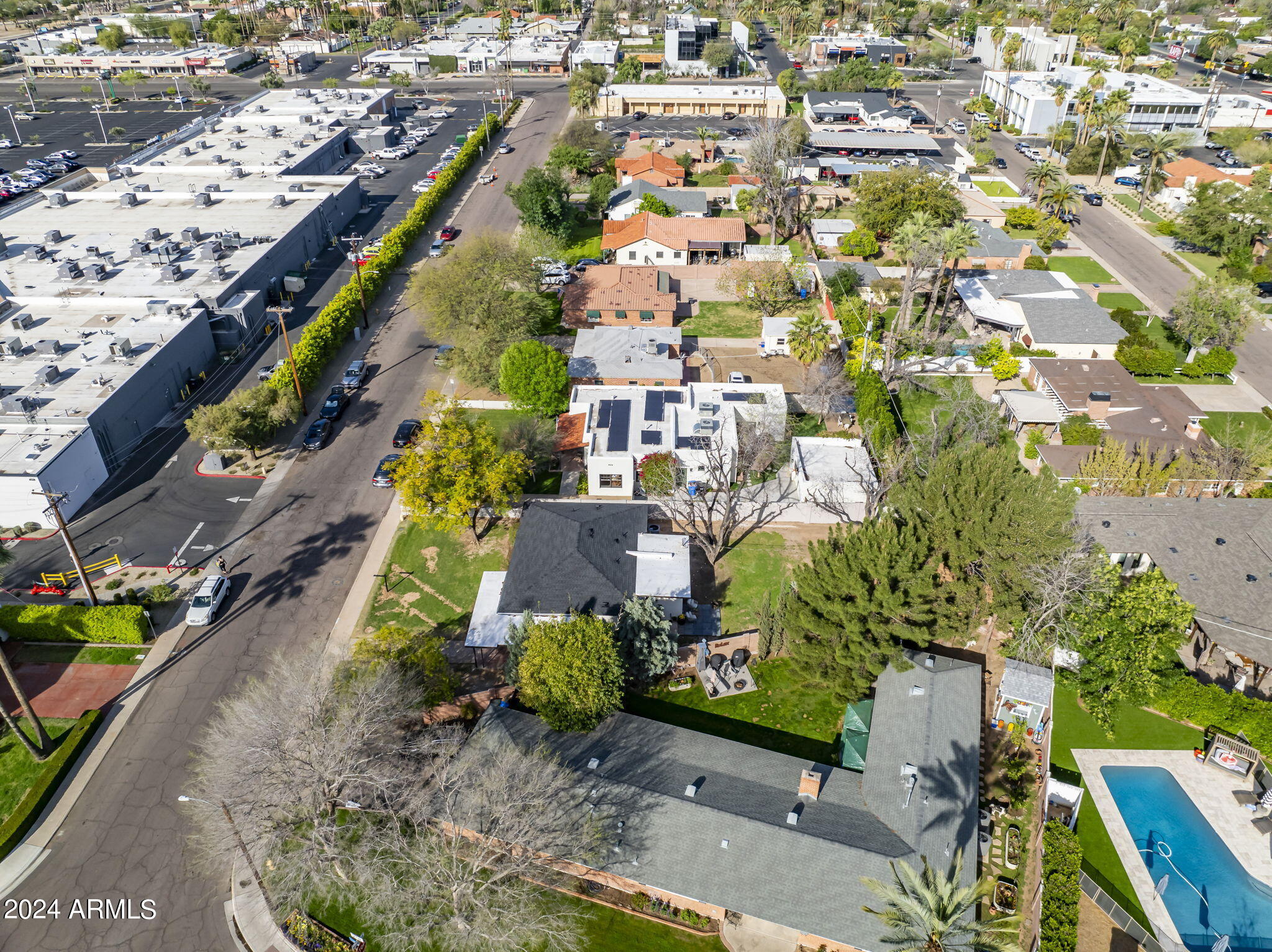 50 E MEDLOCK Drive