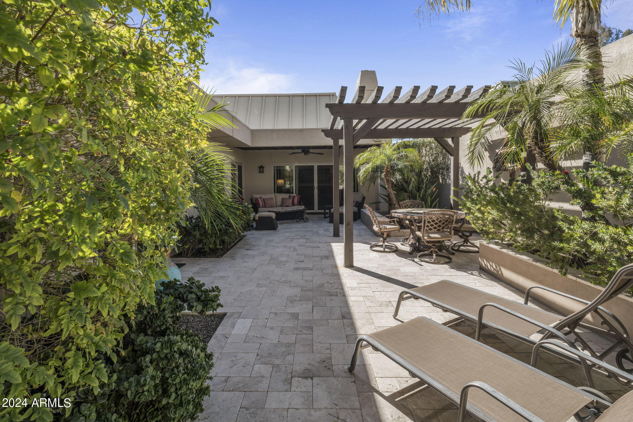 5205 N 25TH Place