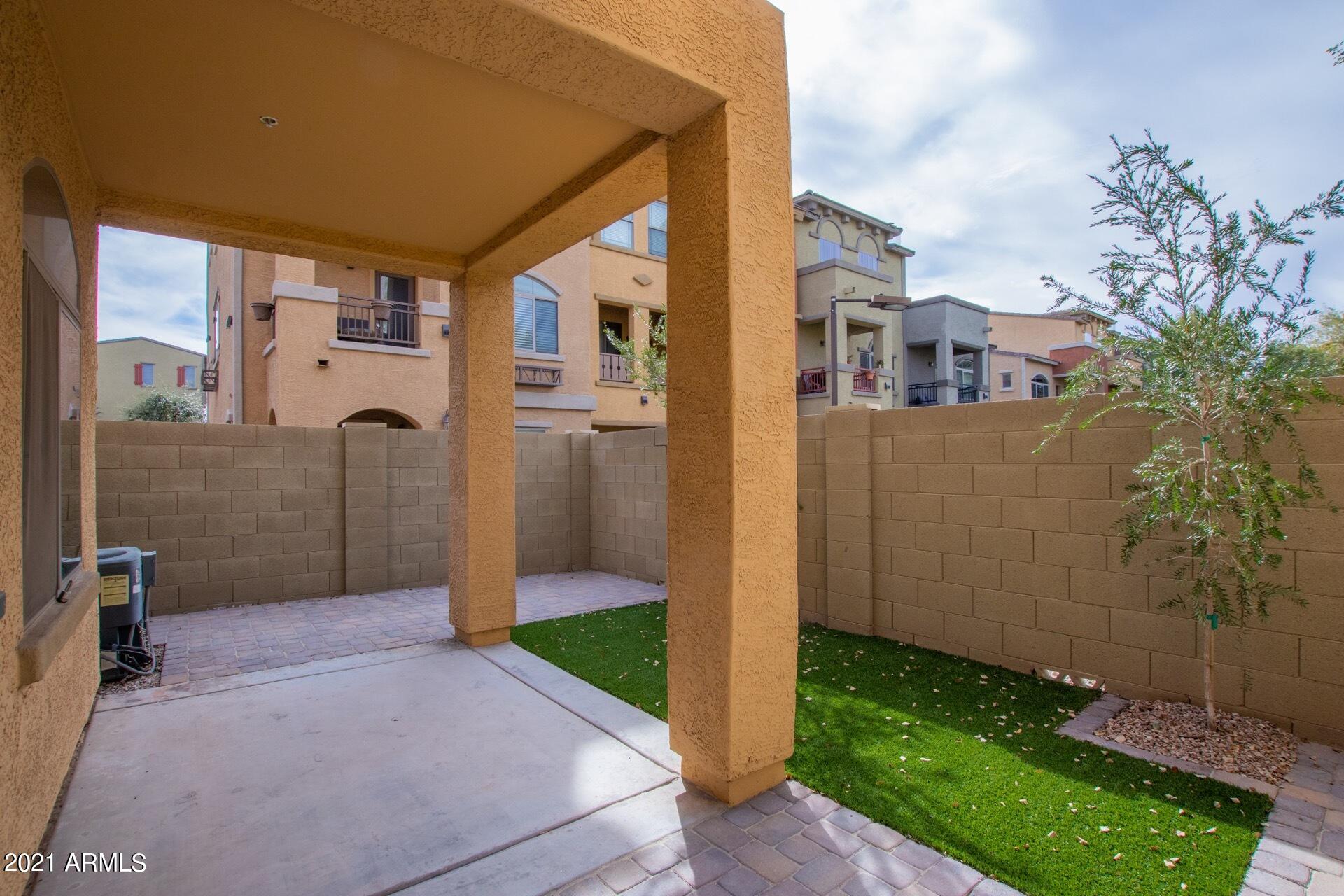 2401 E RIO SALADO Parkway, 1140