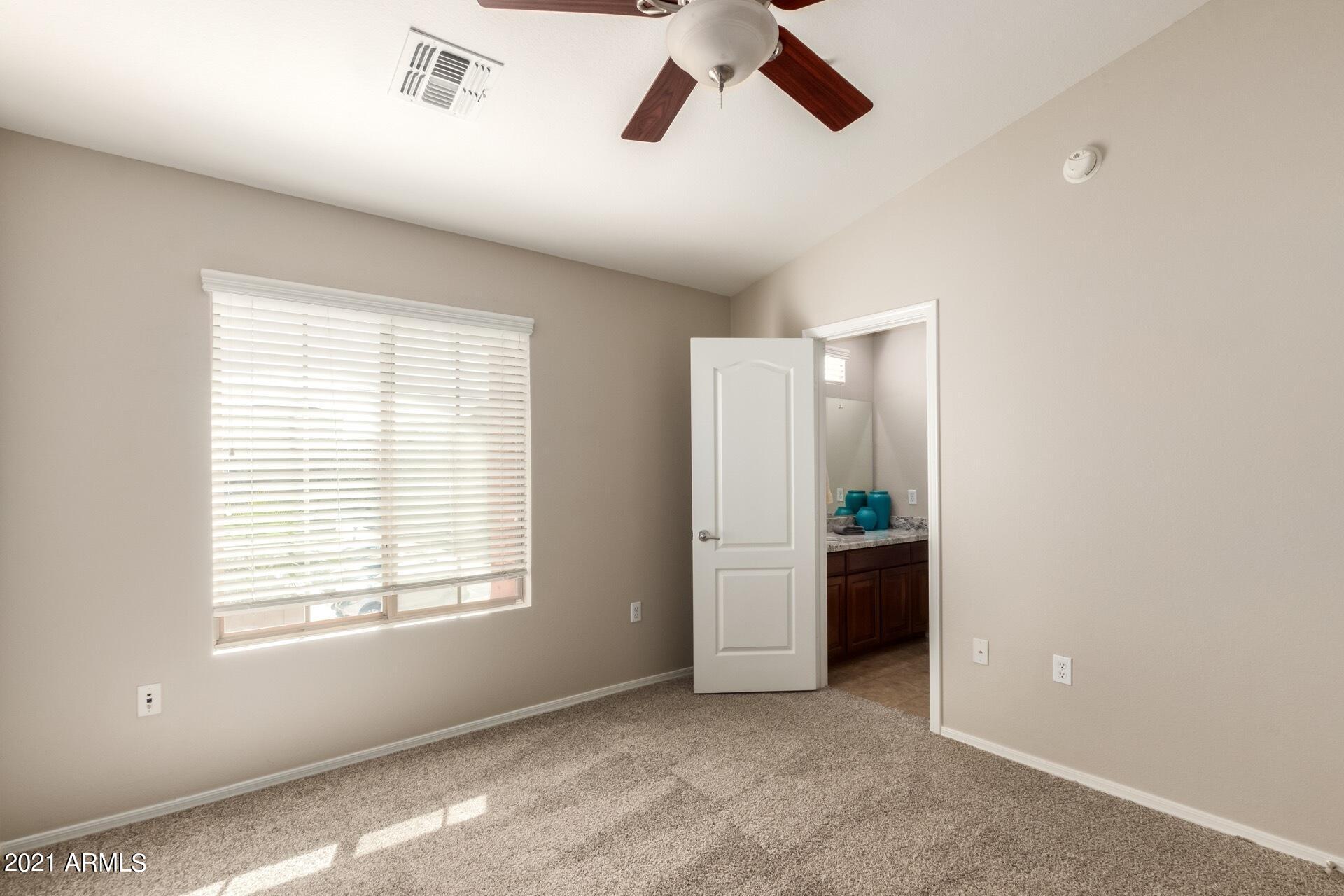 2401 E RIO SALADO Parkway, 1140