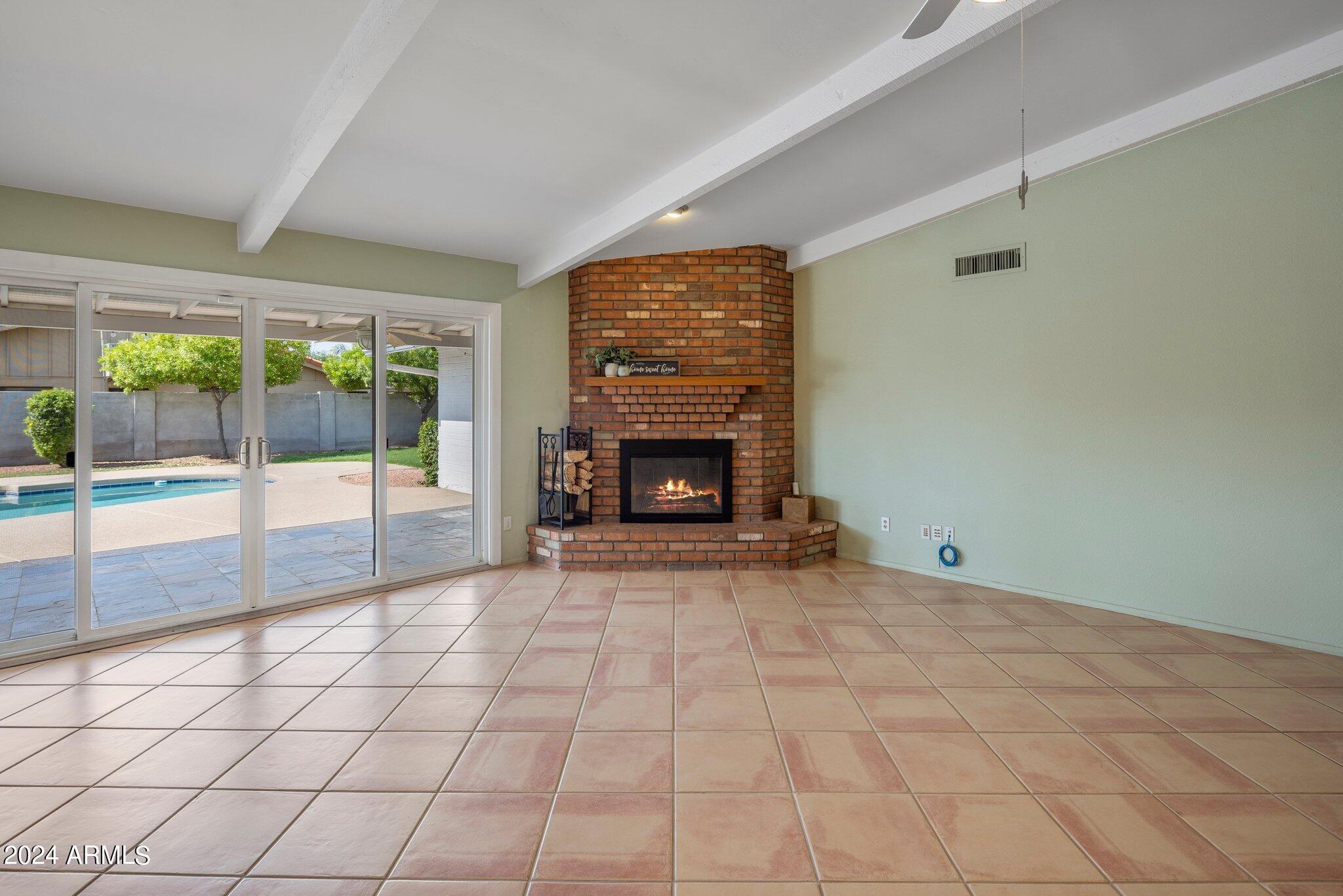 219 E ACAPULCO Lane