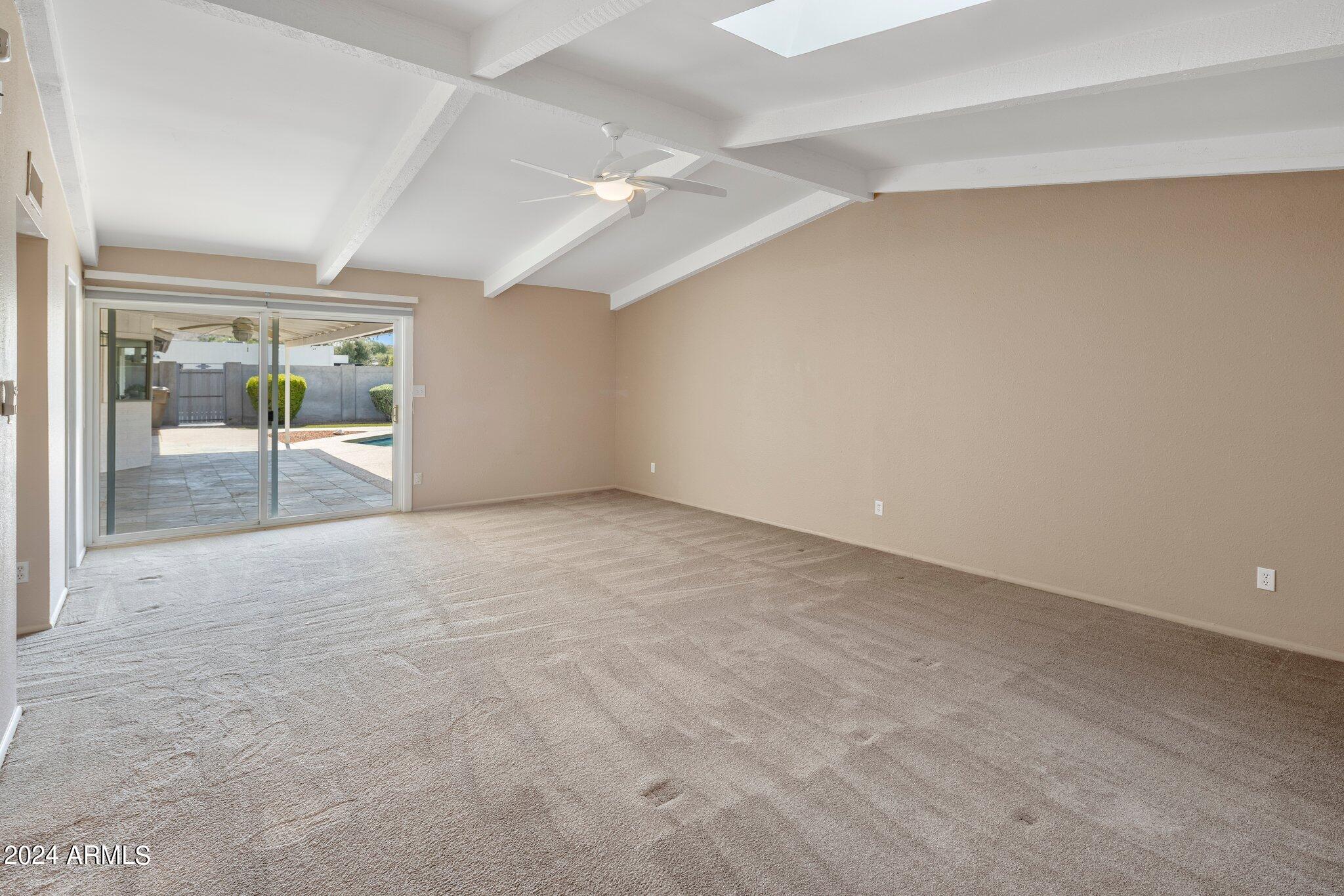 219 E ACAPULCO Lane