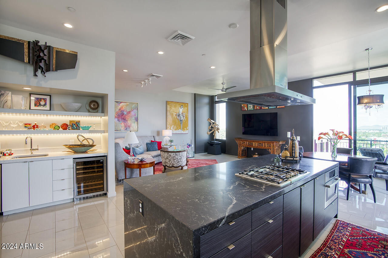 200 W PORTLAND Street 1311