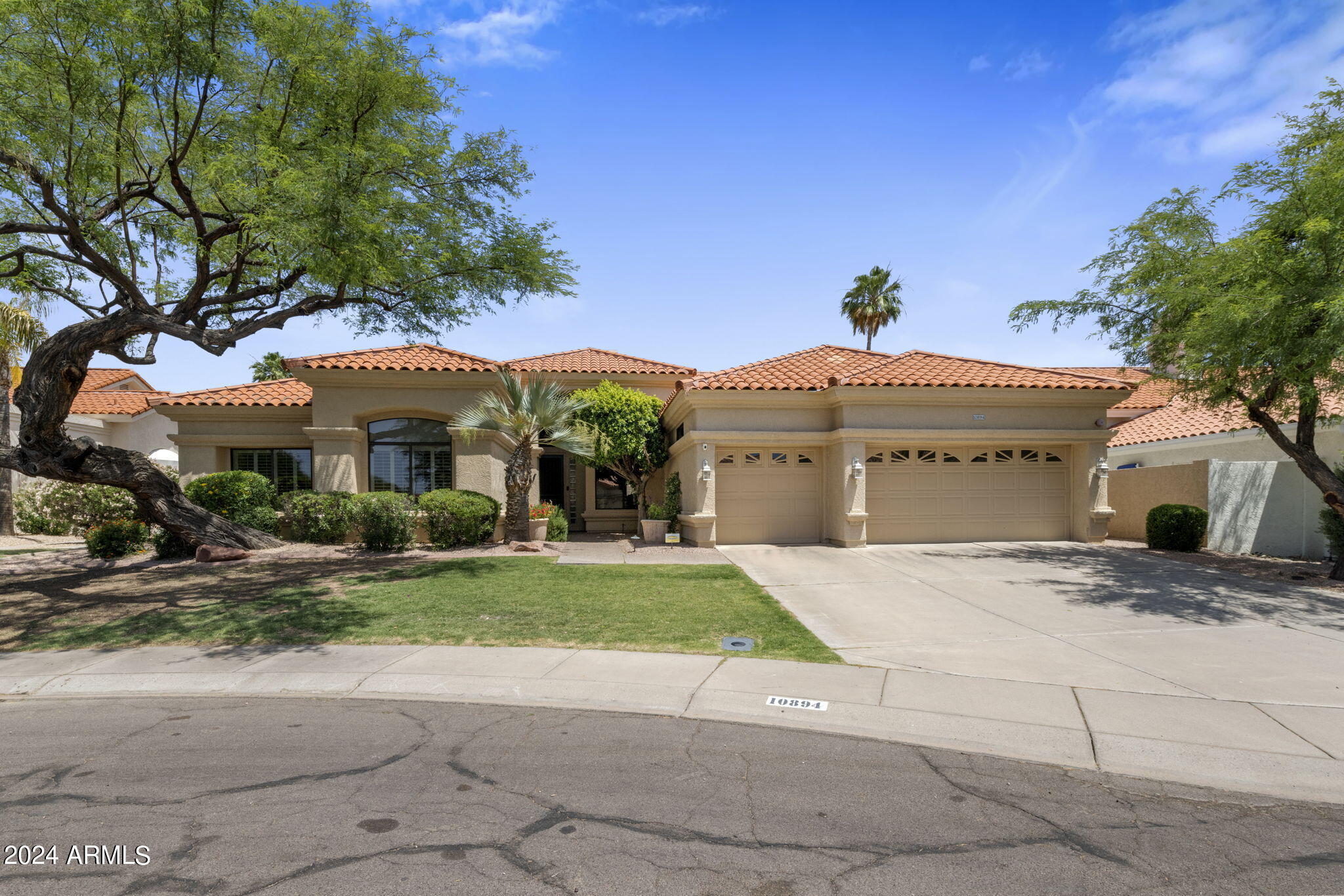 10894 E MISSION Lane