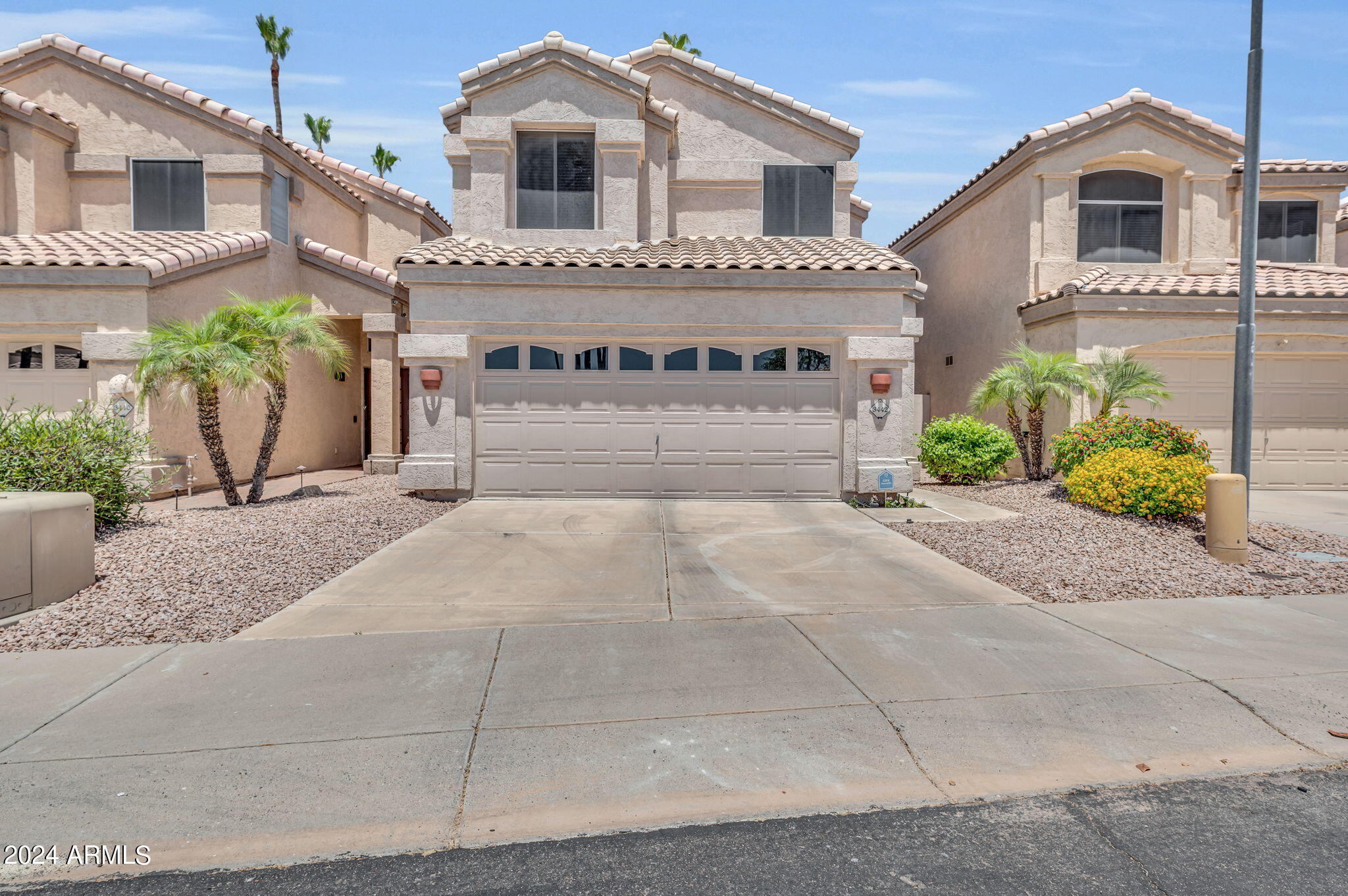 3442 E ROCKWOOD Drive