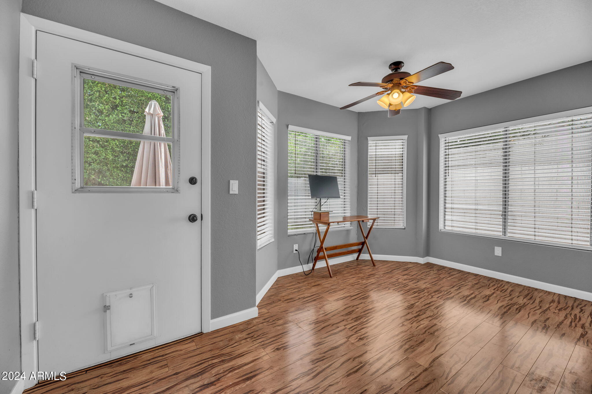 3329 E TOPEKA Drive